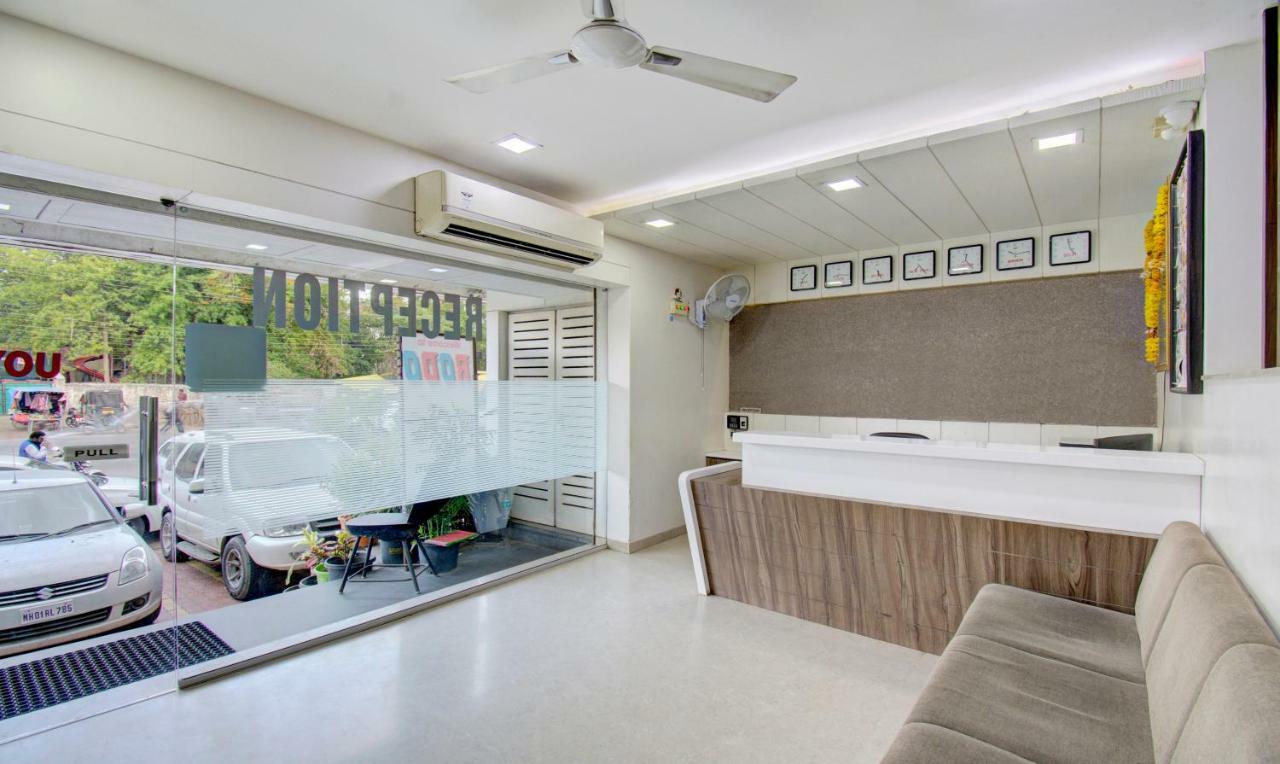 Hotel Treebo Lalaji'S Executive Aurangabad  Zewnętrze zdjęcie