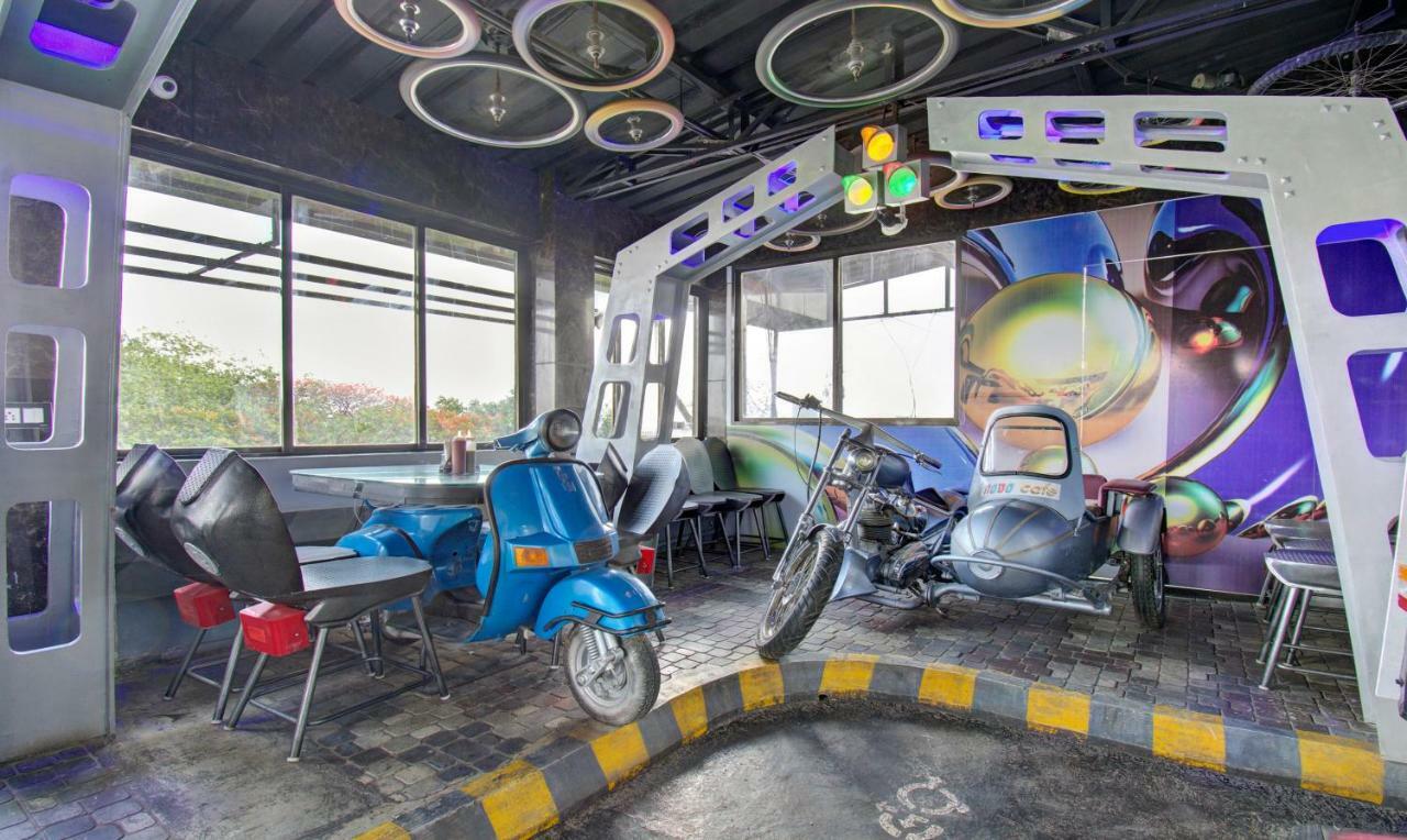 Hotel Treebo Lalaji'S Executive Aurangabad  Zewnętrze zdjęcie